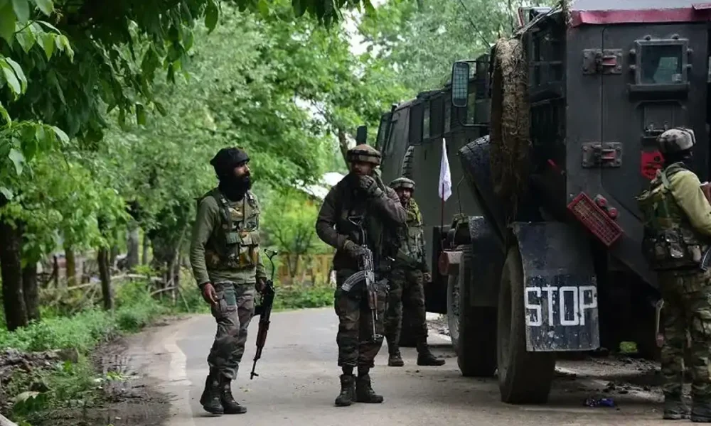 Anantnag Encounter: 2 Soldiers, 1 Civilian Ki Maut