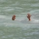 Gujarat ke Meshwo River Mein 8 Log Doobe, Rescue Jaari