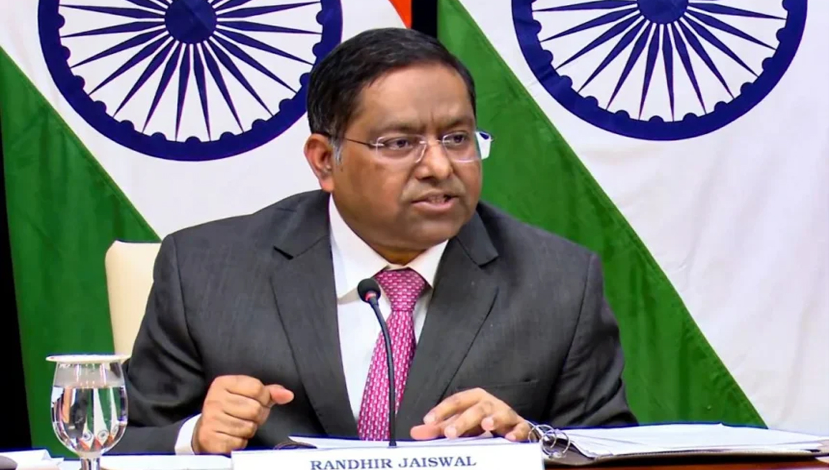 India response to US tariffs, MEA spokesperson Randhir Jaiswal addresses media