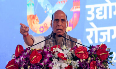Rajnath Singh addressing public meeting in Raisen during BEML project launch